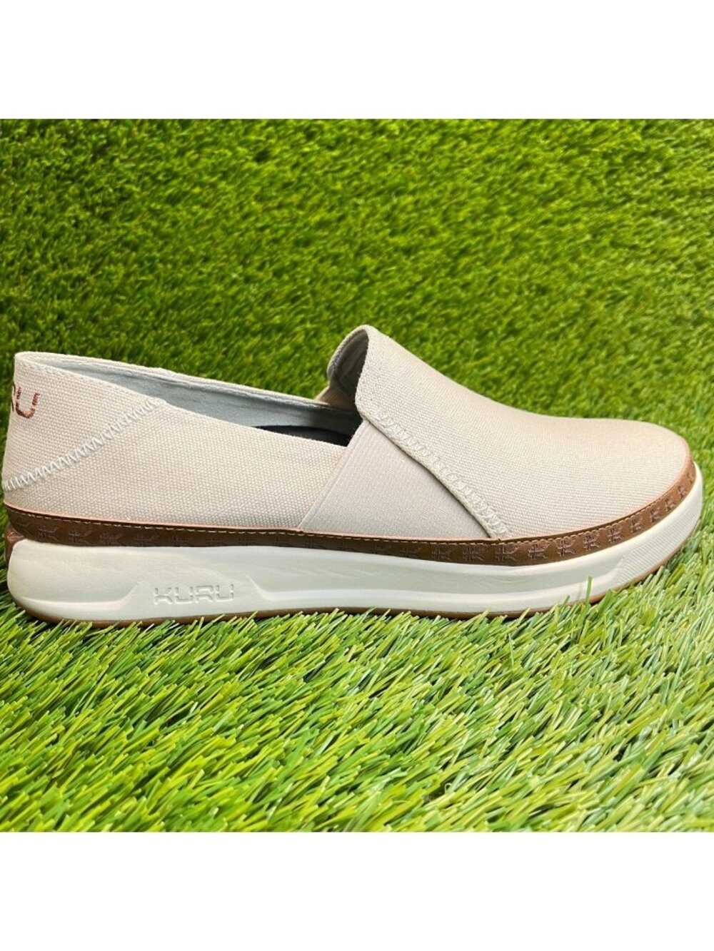 Kuru Roam Atla Classic Womens Size 10 Beige Brown Casual Walking Slip-On Shoes